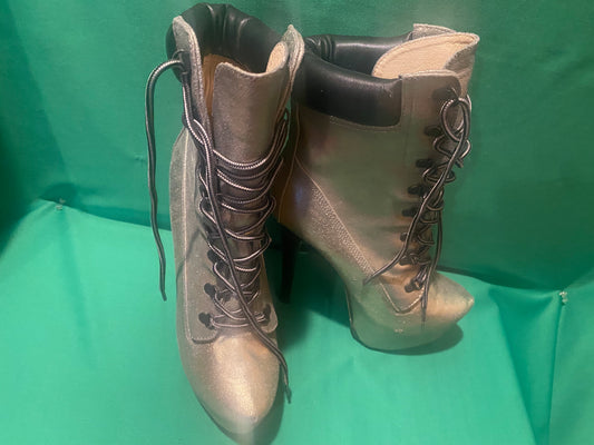 Shoes Boot Midsize ZiGi Girl Silver Used